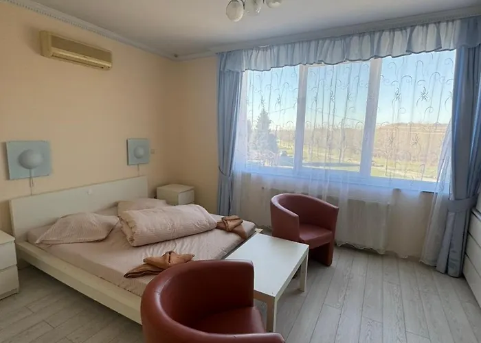 L&m Hotel Mukacheve